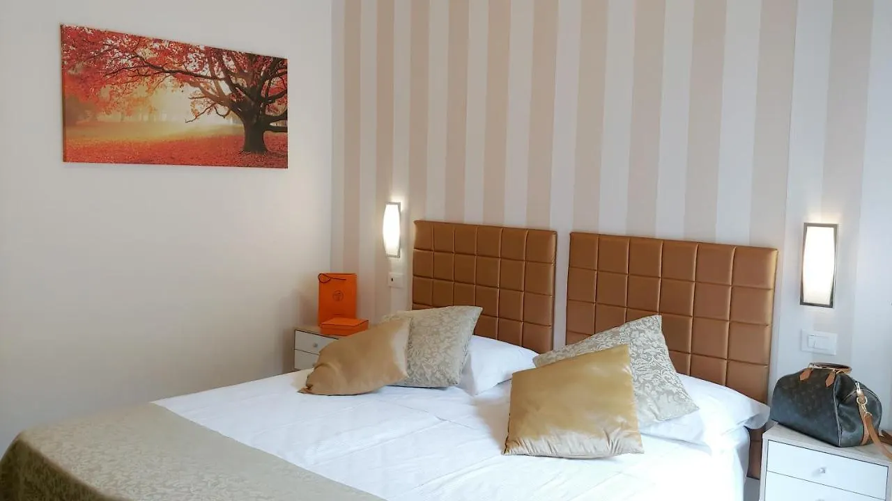 Central Dimora Duchessa Hotel Florence Guest house